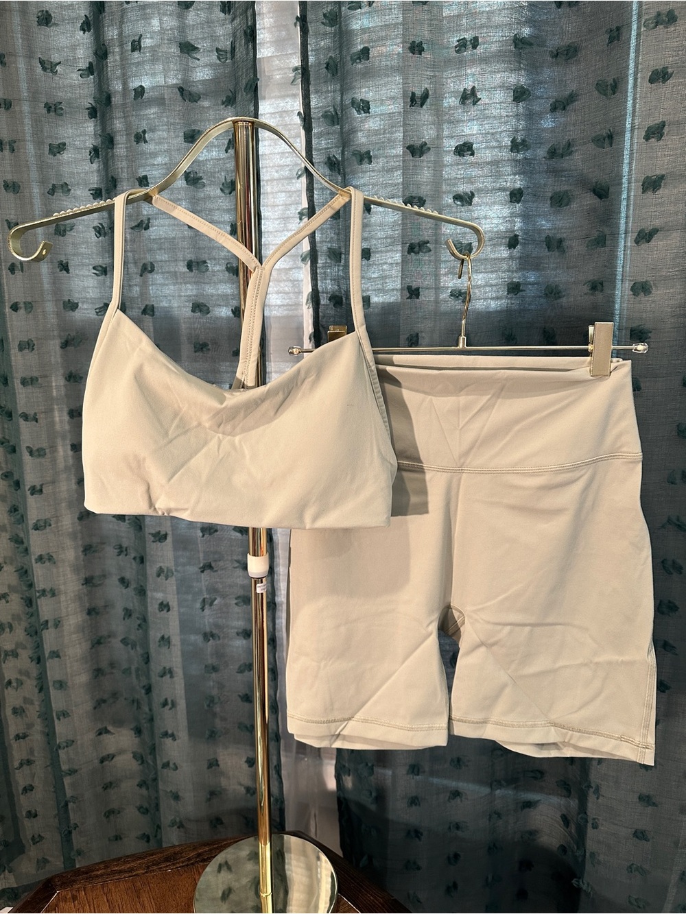 PAVOI Racerback Bra and 6in Biker Short set